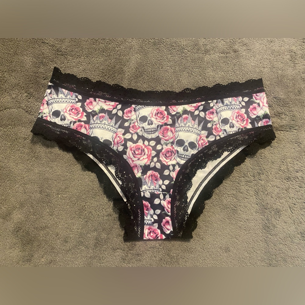Floral Skull Print Panties sz Small